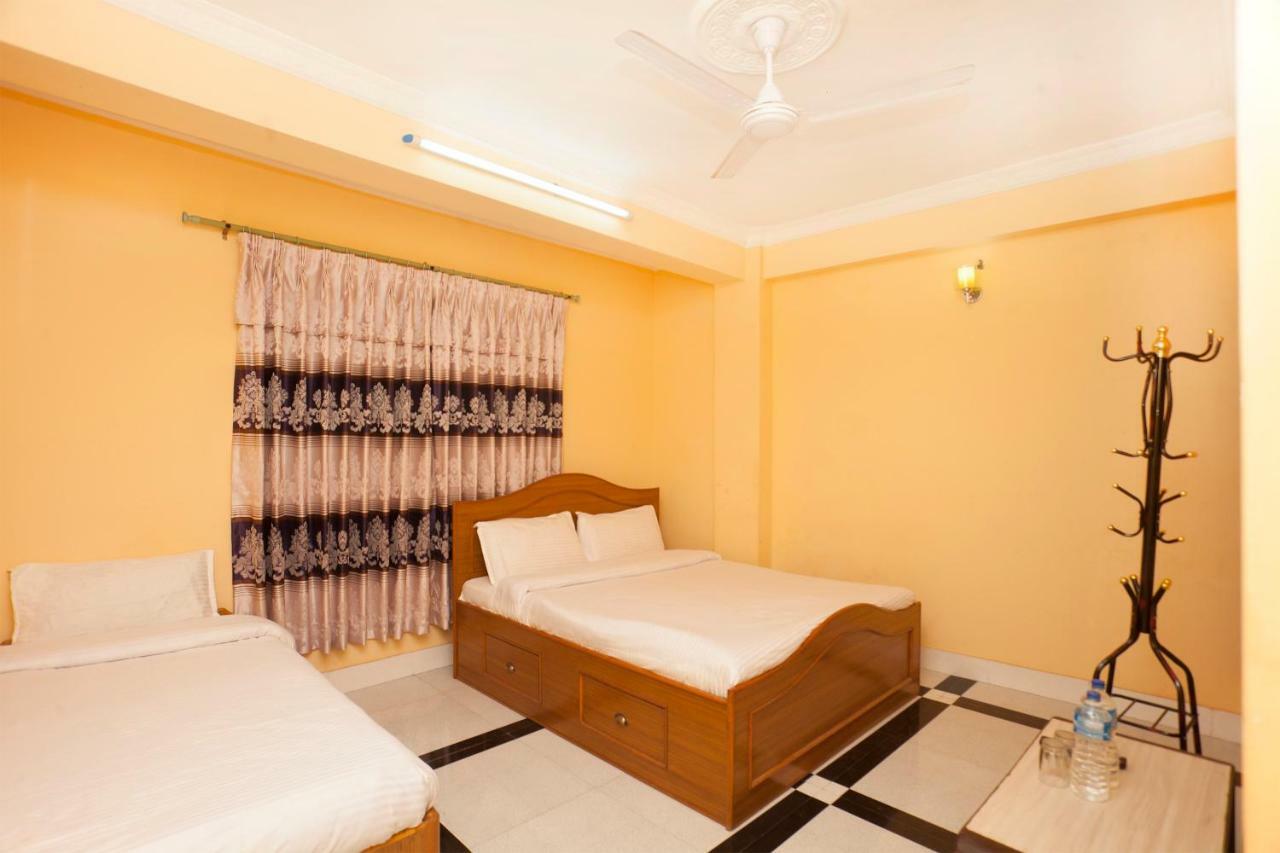 Spot On 397 Hotel Triveni Guest House Катманду Экстерьер фото