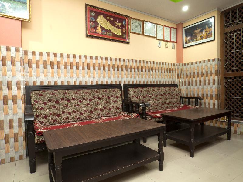 Spot On 397 Hotel Triveni Guest House Катманду Экстерьер фото